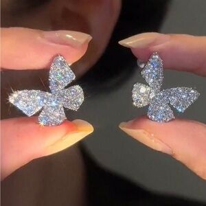 Glamorous Zinc Alloy Rhinestone Butterfly Stud Earrings